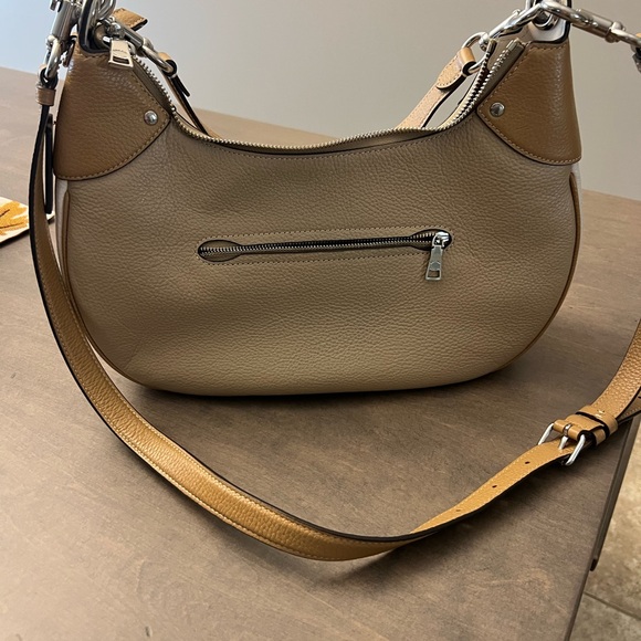 Coach purse - Picture 2 of 4
